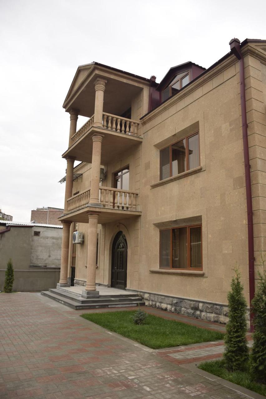 Afa Hotel & Guest House Jerevan Exteriör bild