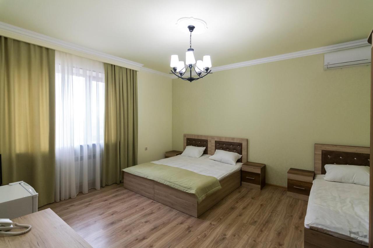 Afa Hotel & Guest House Jerevan Exteriör bild