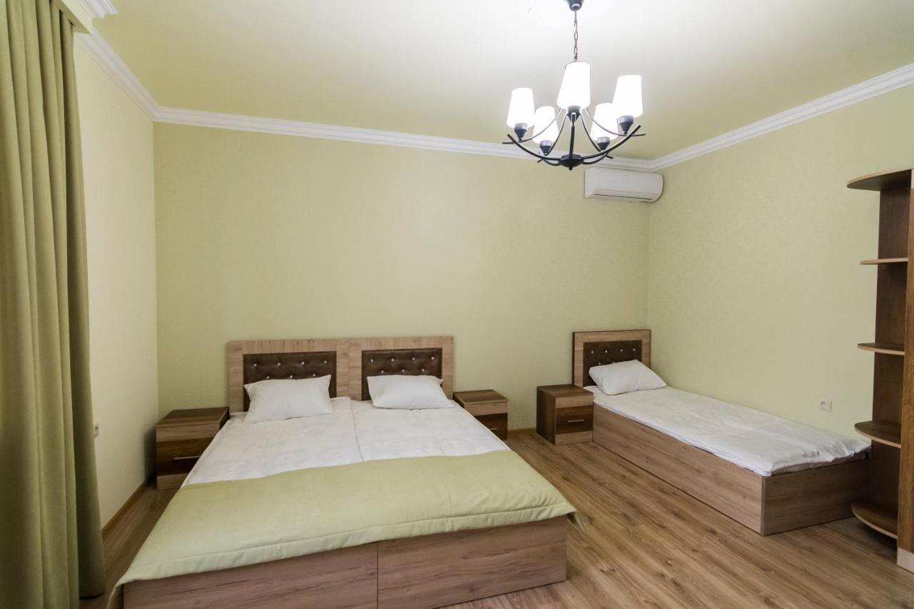 Afa Hotel & Guest House Jerevan Exteriör bild