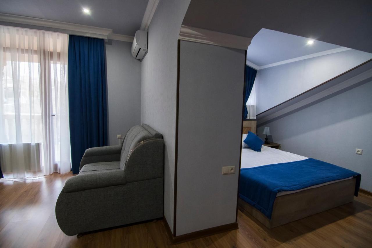 Afa Hotel & Guest House Jerevan Exteriör bild