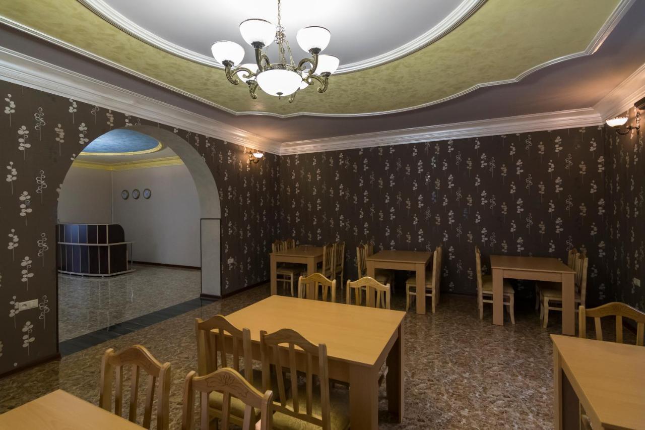 Afa Hotel & Guest House Jerevan Exteriör bild